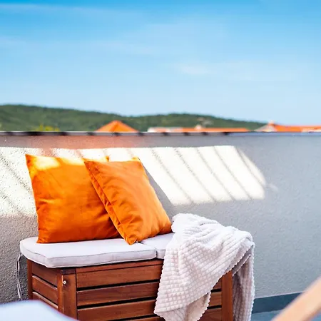 Ojra New With Seaview *