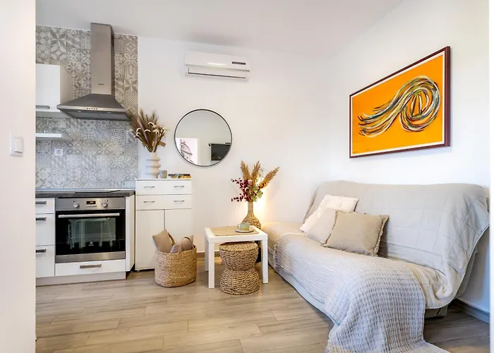 Ojra New With Seaview