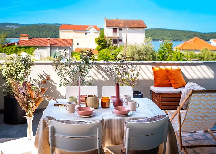 Ojra New With Seaview Appartement Šibenik