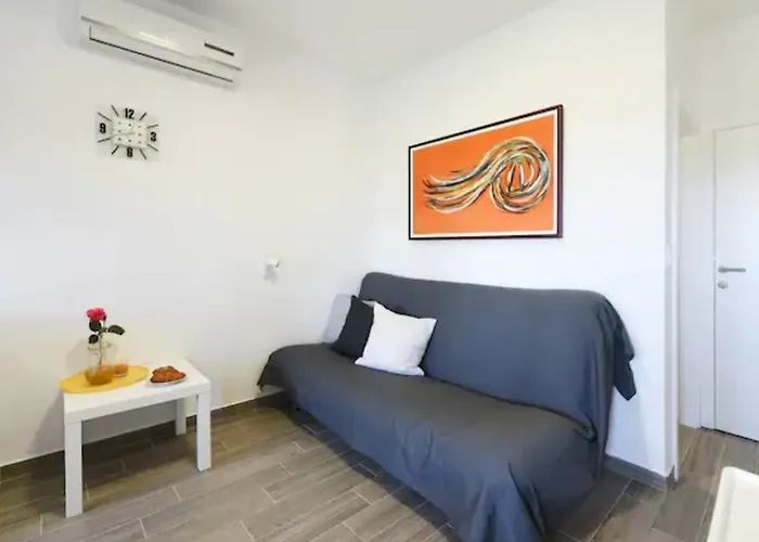 דירה Ojra New With Seaview שיבניק